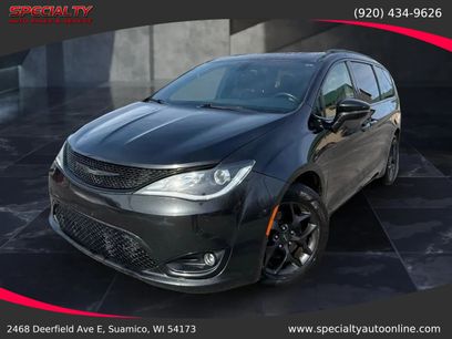 Used 2019 Chrysler Pacifica Limited w/ S Appearance Package