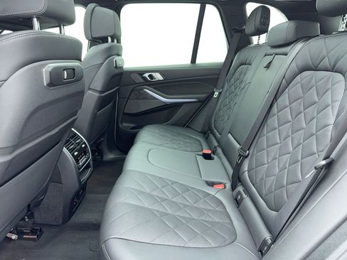 Used 2024 BMW X5 sDrive40i image 41