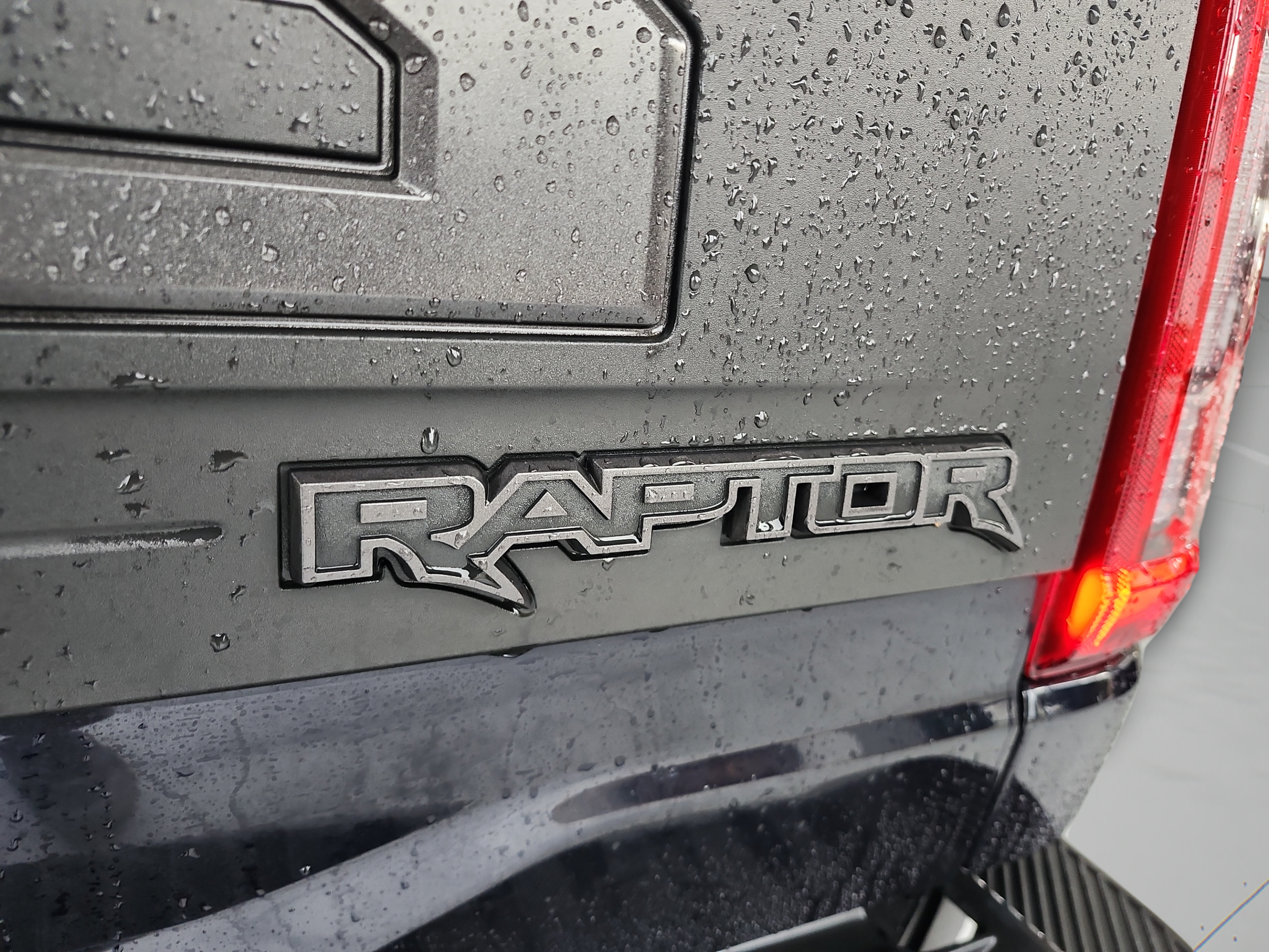Certified 2021 Ford F150 Raptor w/ Equipment Group 801A High AWD/4WD image 32