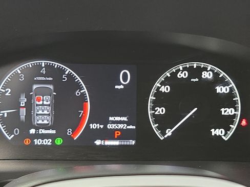 Used 2024 Honda Pilot Touring image 20