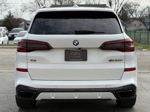 Used 2021 BMW X5 M50i image 6