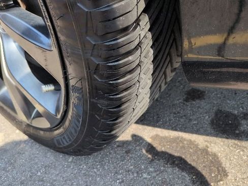 Used 2015 Chrysler 200 S w/ Navigation & Sound Group I FWD image 7