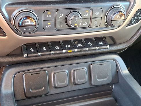 Used 2018 GMC Sierra 1500 Denali w/ Denali Ultimate Package image 15