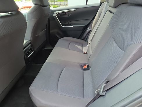 Used 2025 Toyota RAV4 LE AWD/4WD image 28