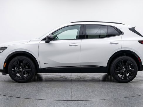 Used 2024 Buick Envision Sport Touring image 5