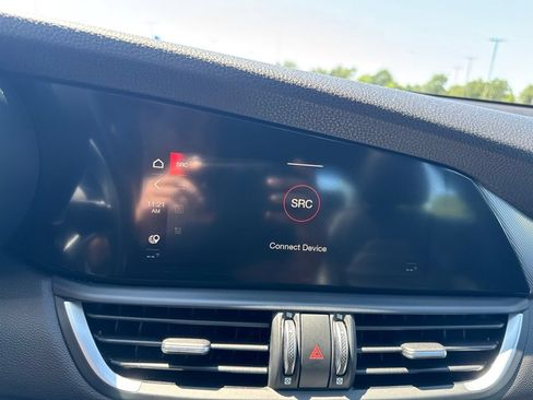 Used 2020 Alfa Romeo Giulia Ti Sport w/ Quick Order Package 22S Sport AWD/4WD image 18