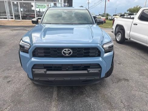 Used 2026 Toyota 4Runner TRD Off-Road Premium AWD/4WD image 9