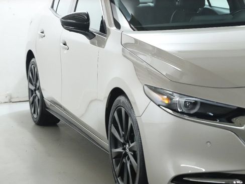 Used 2023 MAZDA MAZDA3 2.5 Turbo Sedan w/Premium Plus AWD/4WD image 8