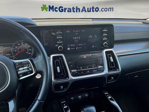 Used 2021 Kia Sorento S image 10