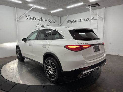 Used 2026 Mercedes-Benz GLC 300 image 5
