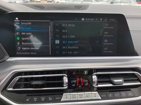 Used 2023 BMW X5 xDrive45e w/ Executive Package image 27