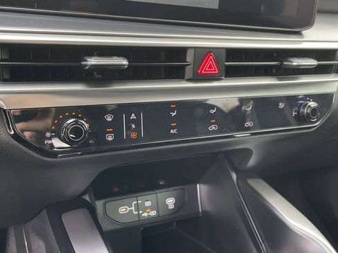 New 2026 Kia Sorento LX image 25