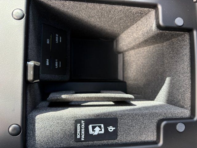 Certified 2026 Porsche Macan S AWD/4WD image 23