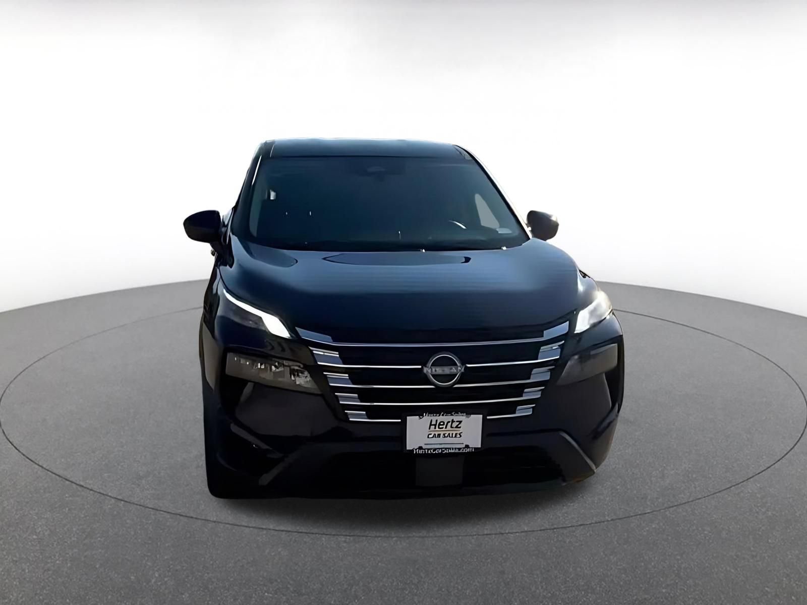 Used 2026 Nissan Rogue SV AWD/4WD image 4