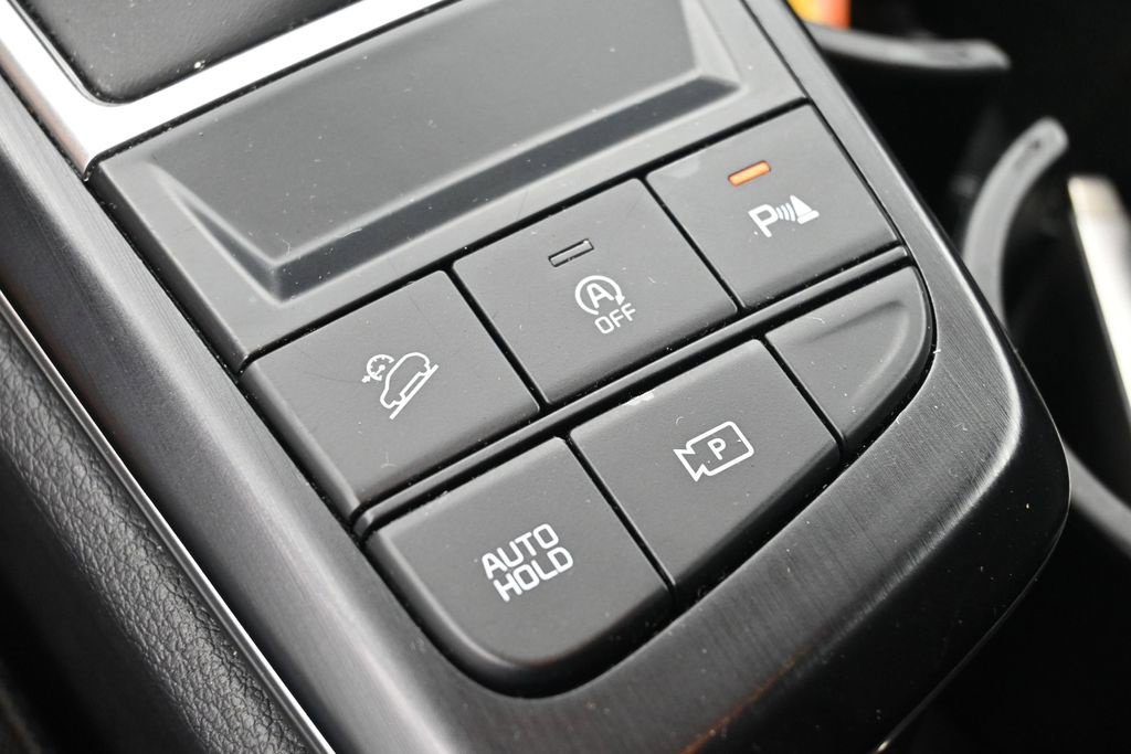 Used 2026 Kia Sportage LX FWD image 24