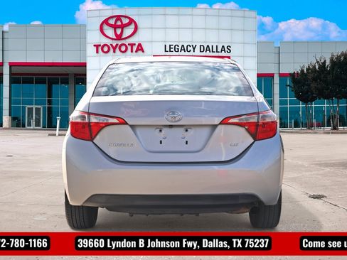 Used 2014 Toyota Corolla LE image 8
