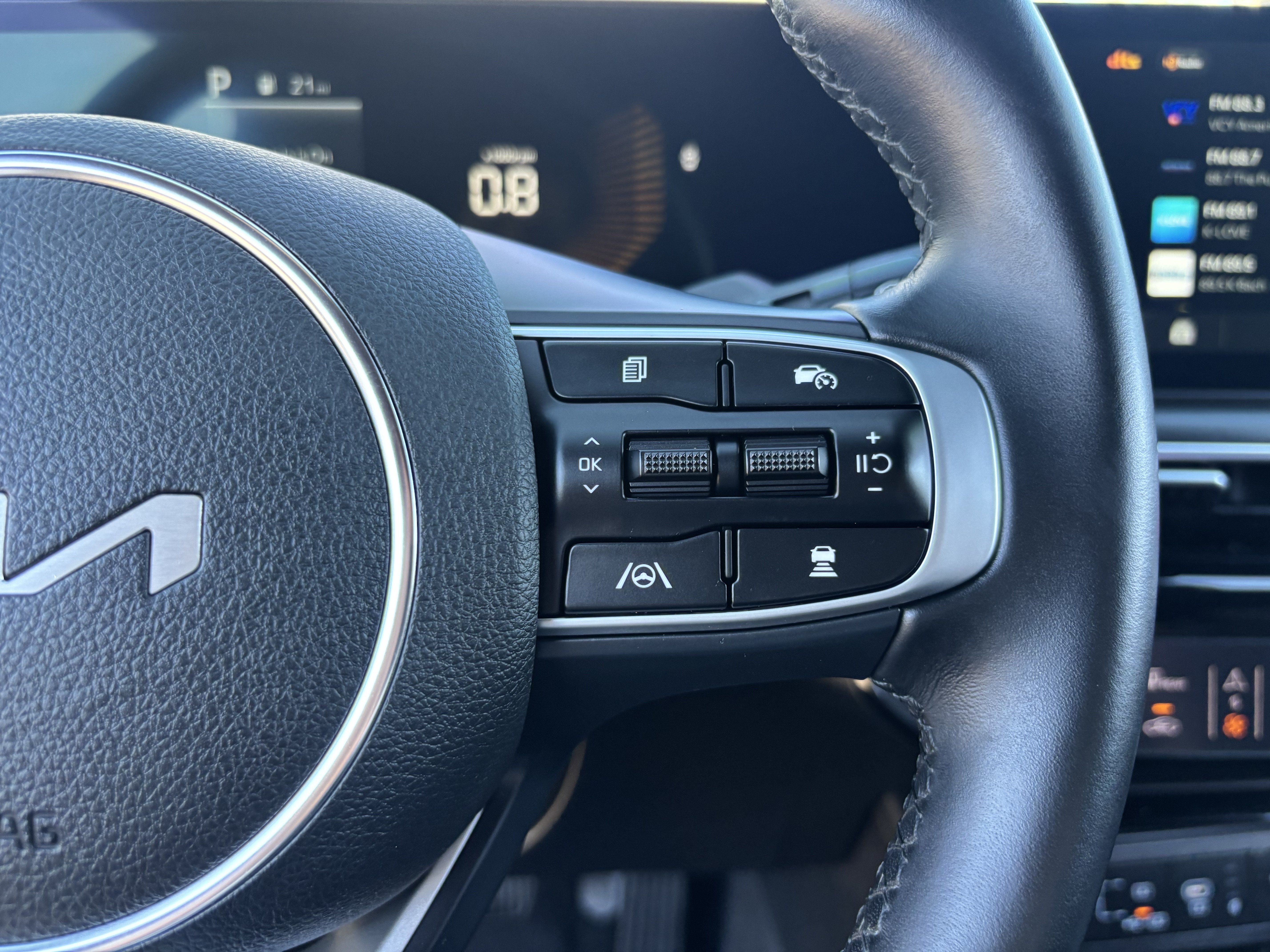 Certified 2025 Kia K5 GT-Line w/ GT-Line Premium Package FWD image 27