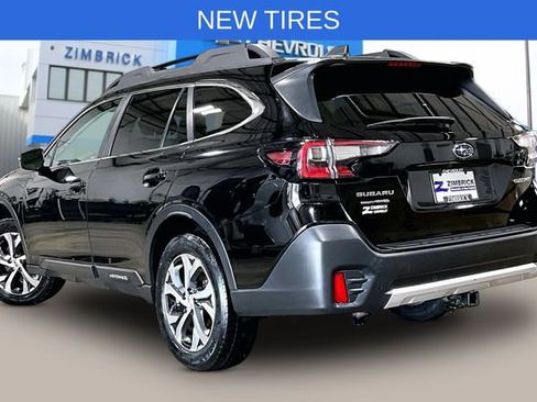 Used 2020 Subaru Outback Limited w/ Tech Package 2 AWD/4WD image 4