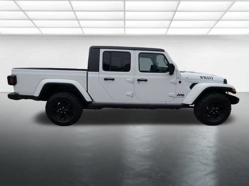 Used 2022 Jeep Gladiator Sport AWD/4WD image 28