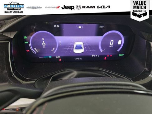 Used 2024 Jeep Wagoneer Launch Edition AWD/4WD image 7
