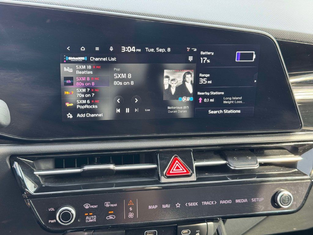 Certified 2025 Kia Niro Wave w/ Wave Preserve Package FWD image 29