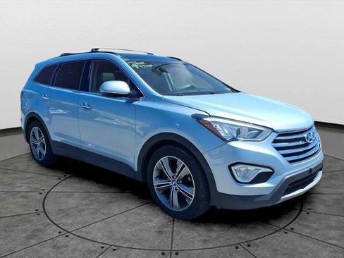 Used 2013 Hyundai Santa Fe Limited w/ Technology Pkg AWD/4WD image 3