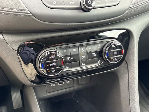 Certified 2023 Buick Encore GX Essence w/ Experience Buick Package image 25