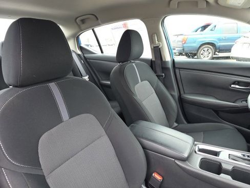 Used 2024 Nissan Sentra SV image 8