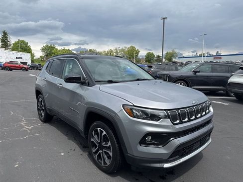Used 2022 Jeep Compass Limited AWD/4WD image 41