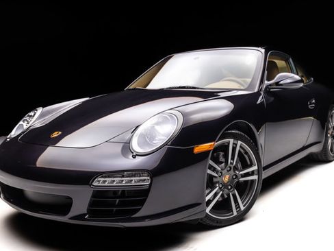 Used 2010 Porsche 911 Carrera RWD image 17