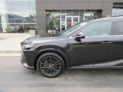 Used 2025 Lexus RX 350h image 2