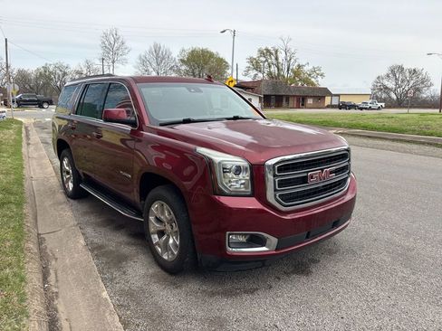 Used 2016 GMC Yukon SLT w/ Open Road Package image 8