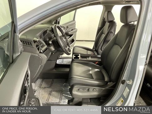 Used 2024 Honda Odyssey Touring image 12