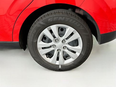 Used 2024 Kia Soul LX FWD image 11