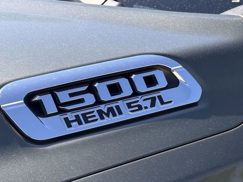 Used 2021 RAM 1500 Big Horn image 15