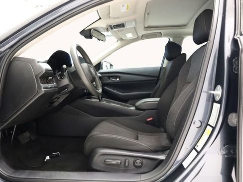 Used 2023 Honda Accord EX image 11