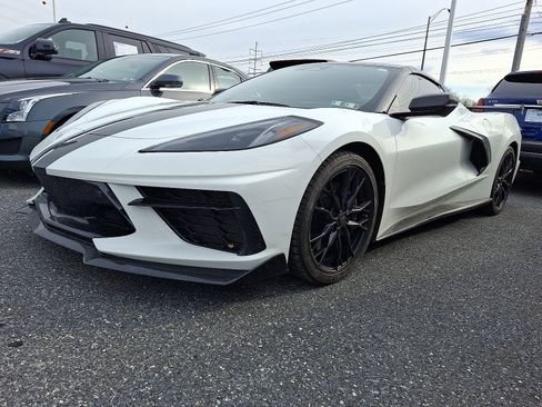 Used 2024 Chevrolet Corvette 3LT w/ Z51 Performance Package image 3