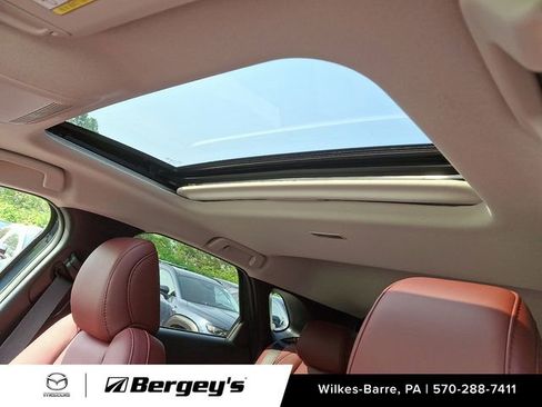 Certified 2025 MAZDA CX-30 AWD 2.5 S w/ Preferred Package image 11