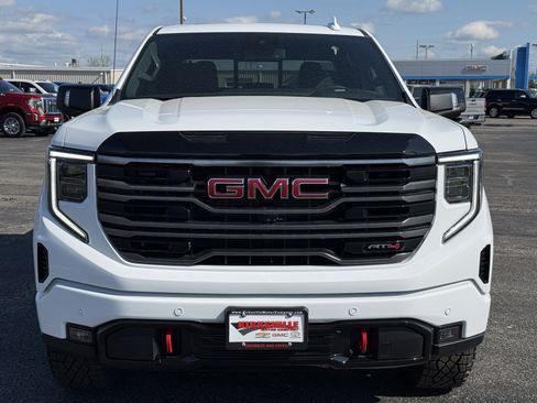 New 2026 GMC Sierra 1500 AT4 AWD/4WD image 9