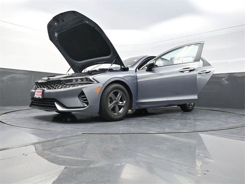 Used 2023 Kia K5 LXS image 37