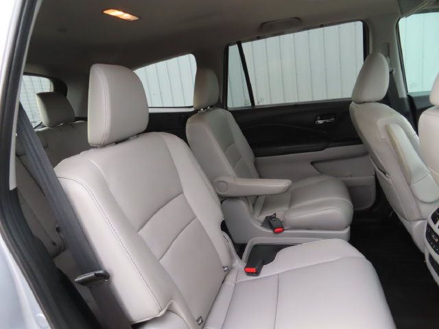 Used 2019 Honda Pilot Touring image 34