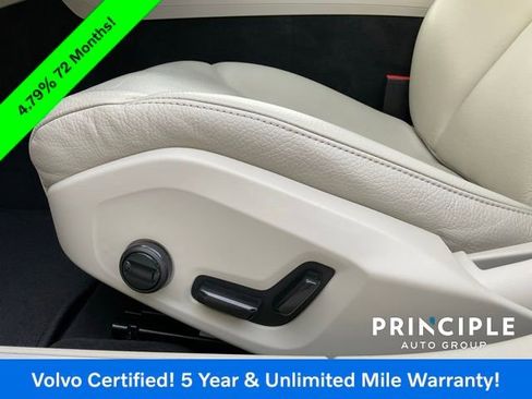 Certified 2023 Volvo S60 B5 Core image 18