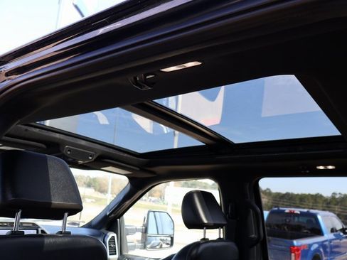 Used 2022 Ford F450 Lariat w/ Lariat Ultimate Package image 34