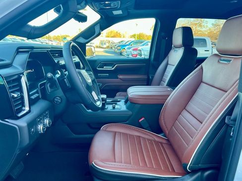 New 2026 GMC Sierra 1500 Denali Ultimate image 10