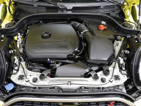 Certified 2025 MINI Cooper S image 22