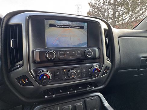 Used 2015 Chevrolet Silverado 2500 LT image 16
