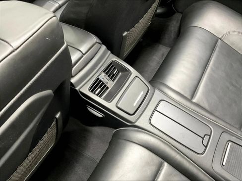 Used 2011 BMW M3 Convertible RWD image 18