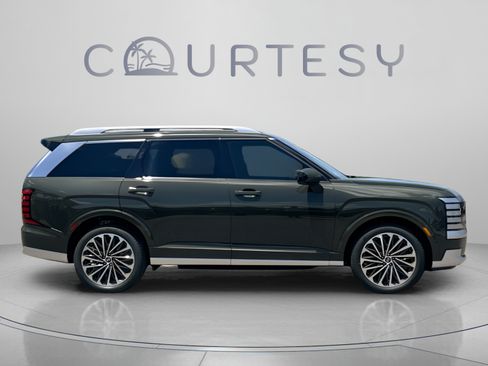 New 2026 Hyundai Palisade Calligraphy FWD image 6