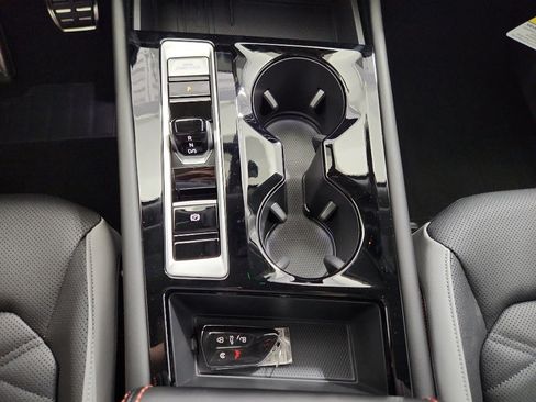 New 2026 Volkswagen Atlas Peak Edition AWD/4WD image 25