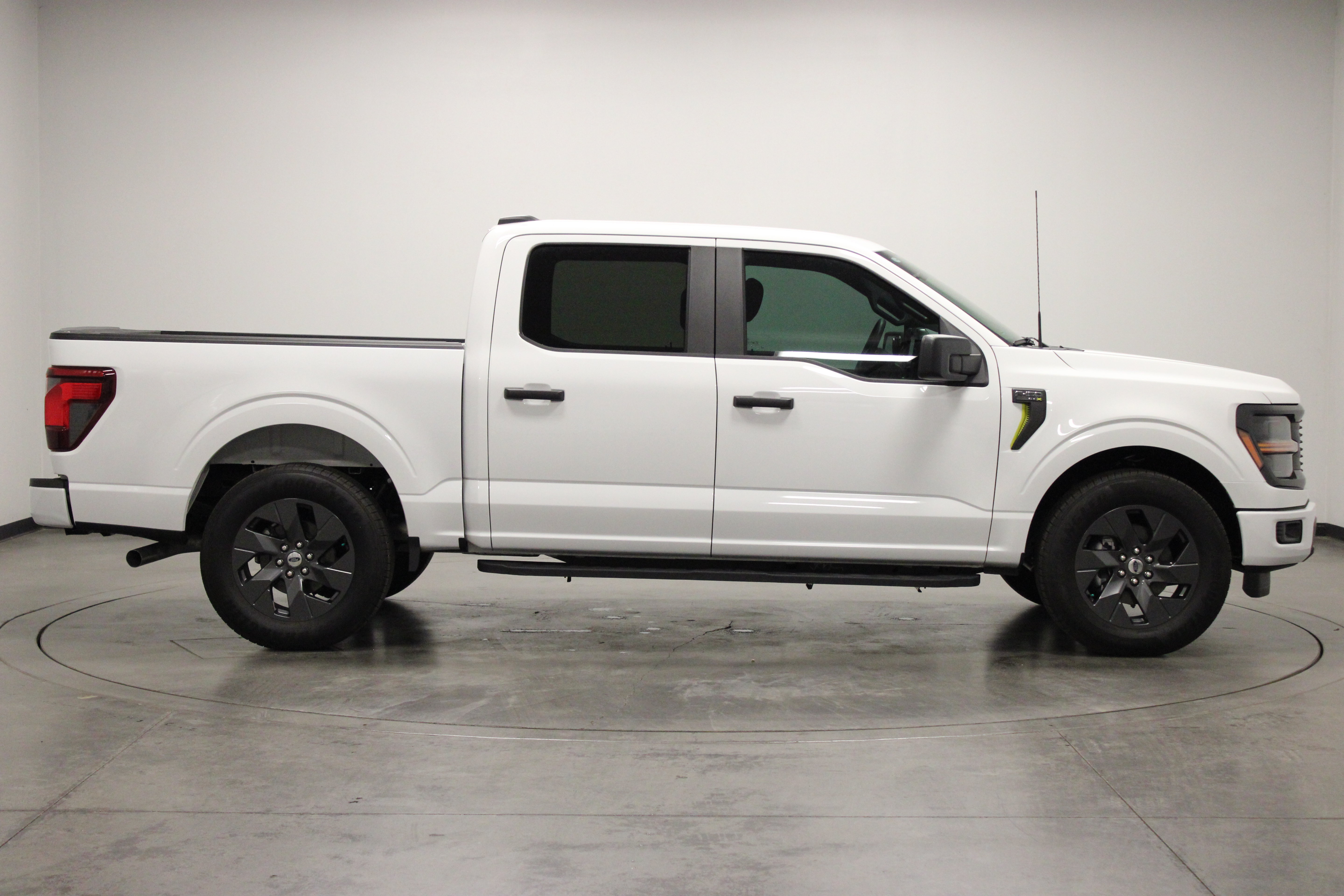 Used 2025 Ford F150 STX w/ Equipment Group 200A RWD image 9